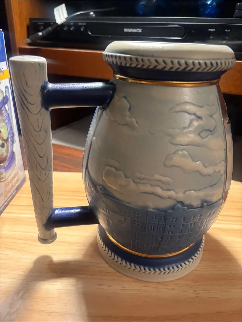N/A collectible ceramic